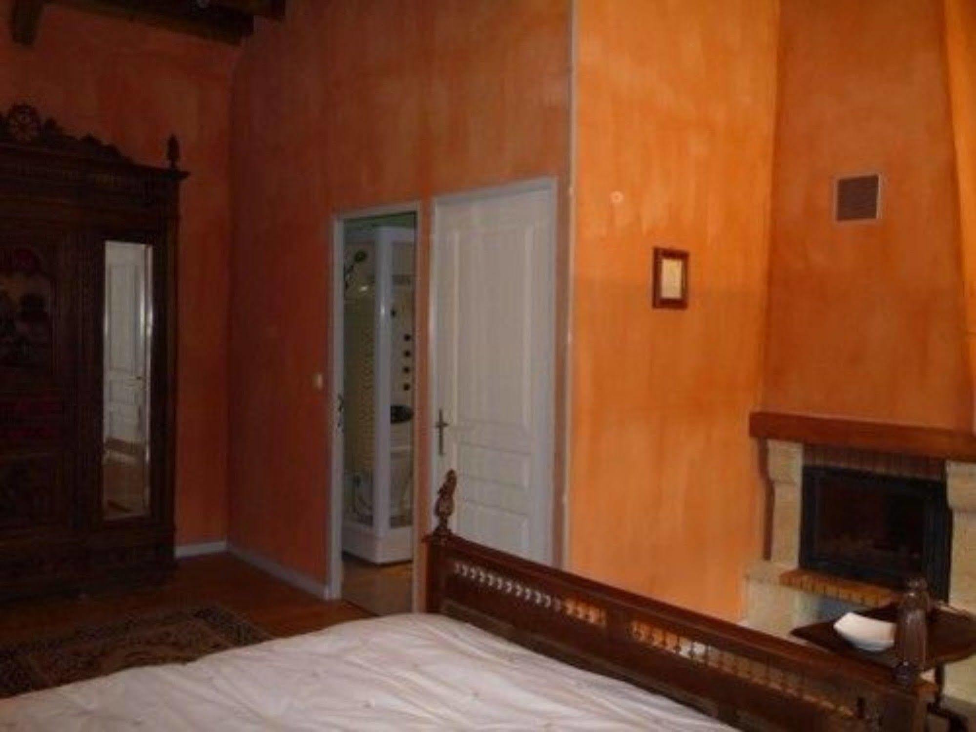Bed and Breakfast Au Mesnil Le Bas Bray Bures-en-Bray Exterior foto
