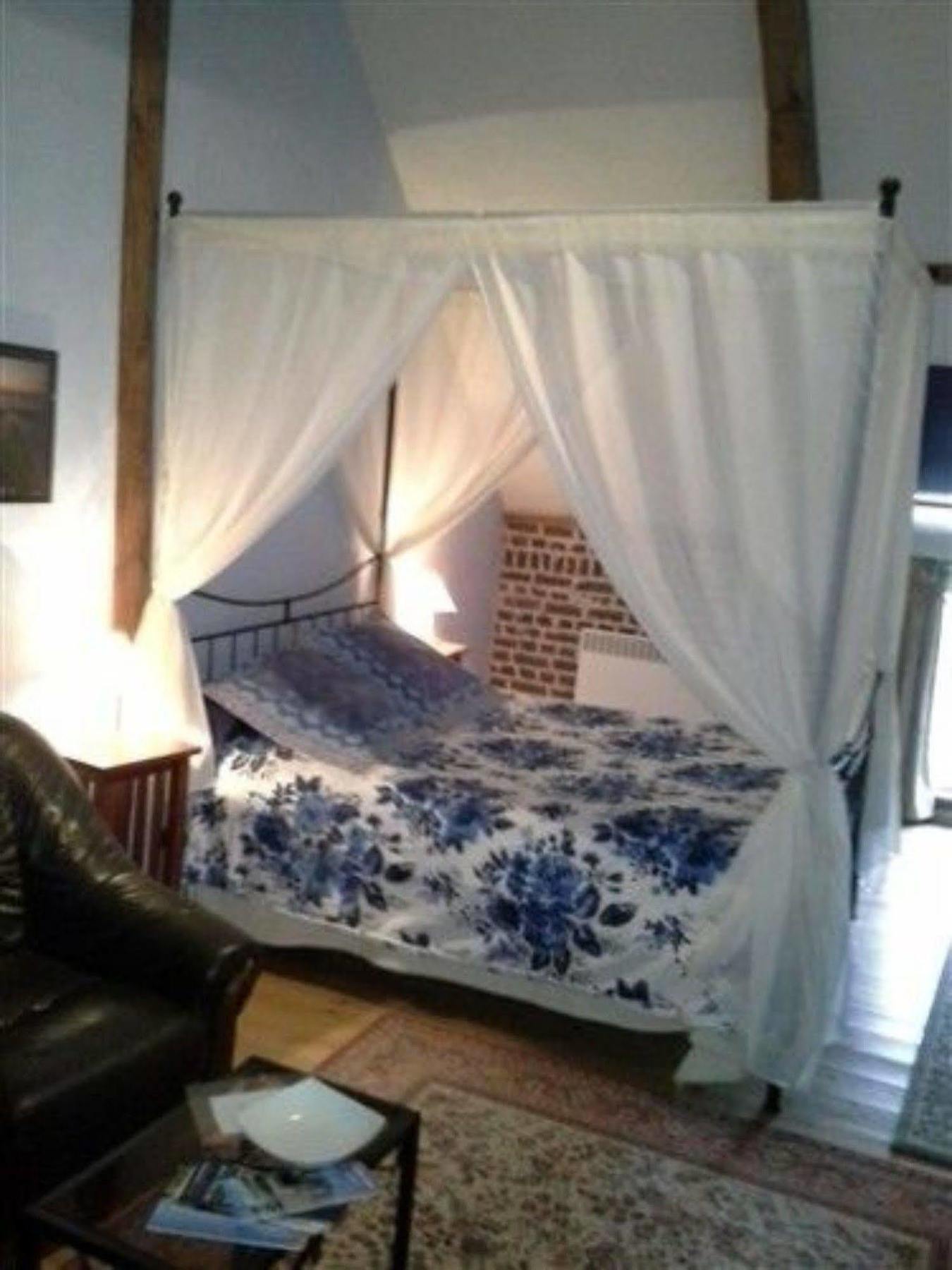 Bed and Breakfast Au Mesnil Le Bas Bray Bures-en-Bray Exterior foto